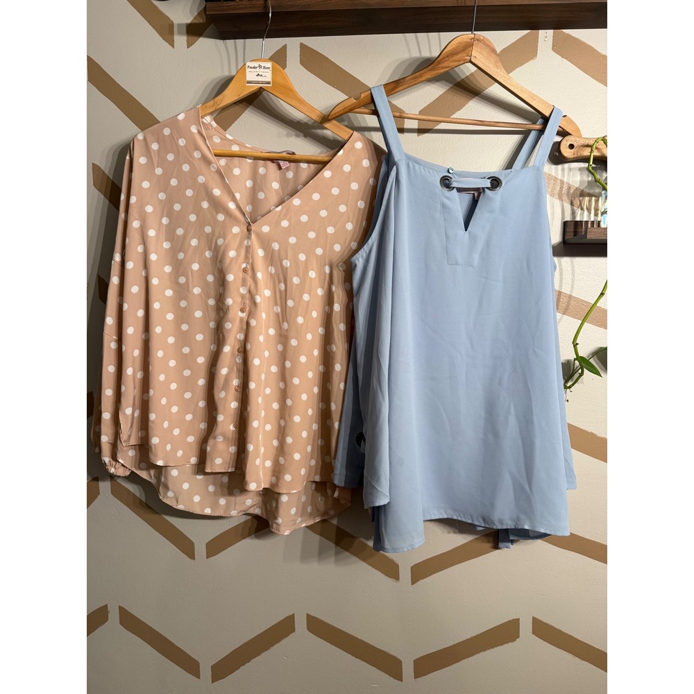 Laurie Felt Top Bundle Women Medium Blue Tan Polka Dot Cold Shoulder Button Up